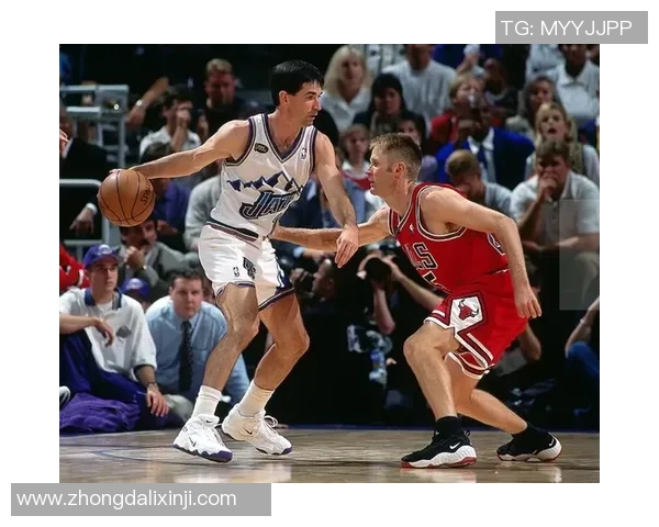 足球传奇中后卫球星的光辉历程与不朽成就解析